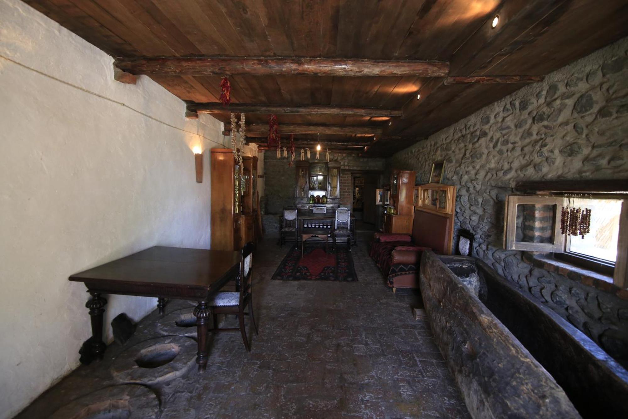 Chateau Bruale Tkhilistskaro Exteriér fotografie